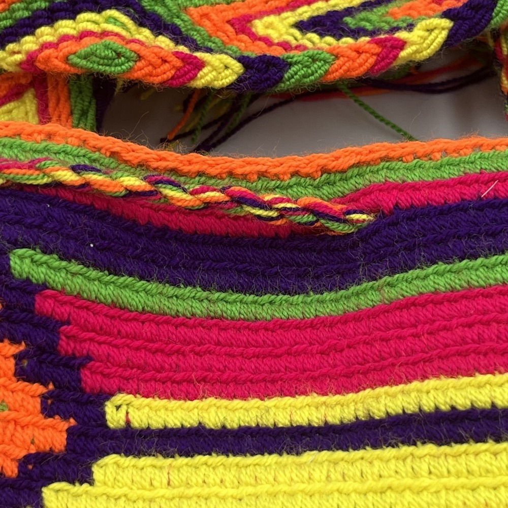 Vibrant Colorful Mochila Wayuu Handbag Purse Handmade Original Unique Boho Fun - Picture 12 of 16